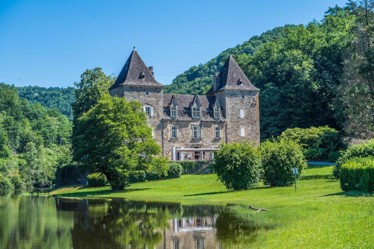 Camping Le château du gibanel Saint-Martial-Entraygues Ngoại thất bức ảnh