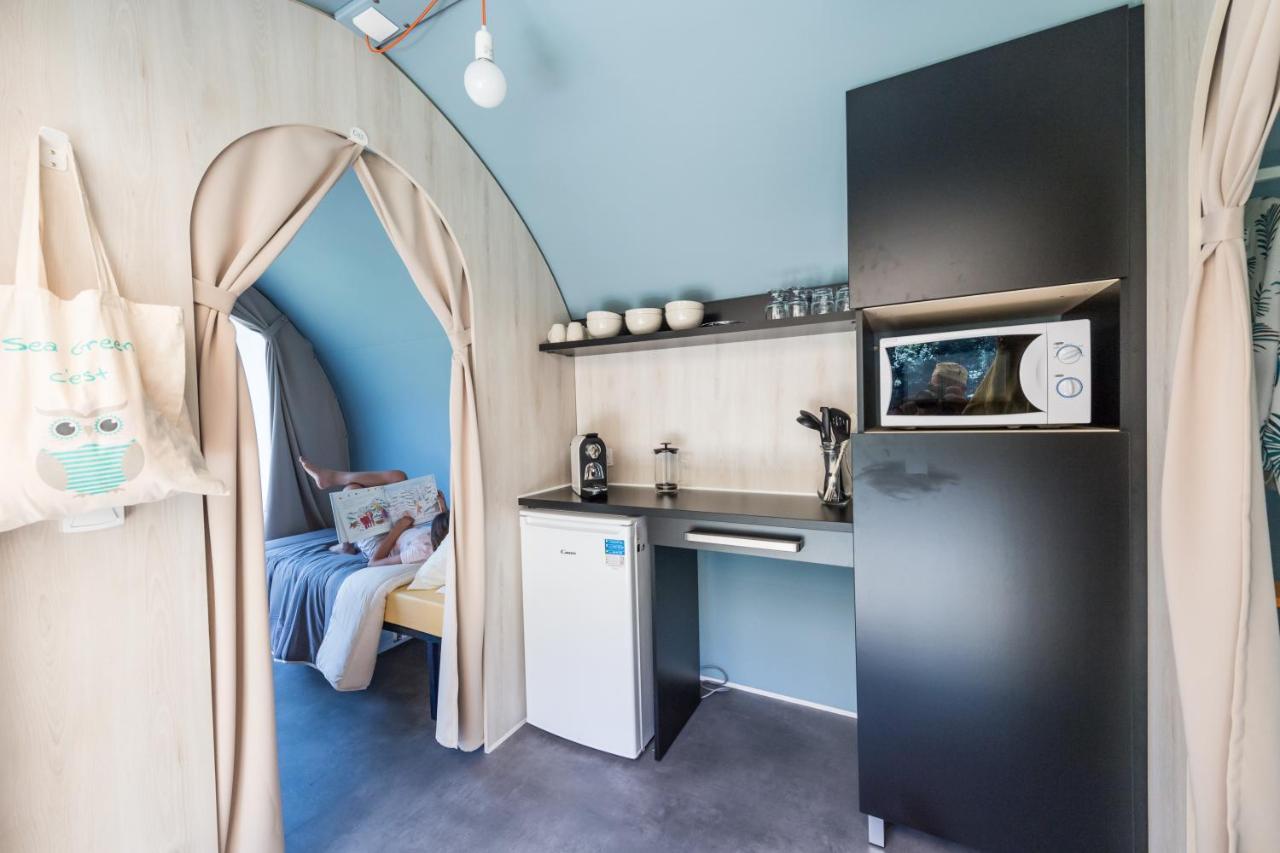 Camping Le château du gibanel Saint-Martial-Entraygues Ngoại thất bức ảnh